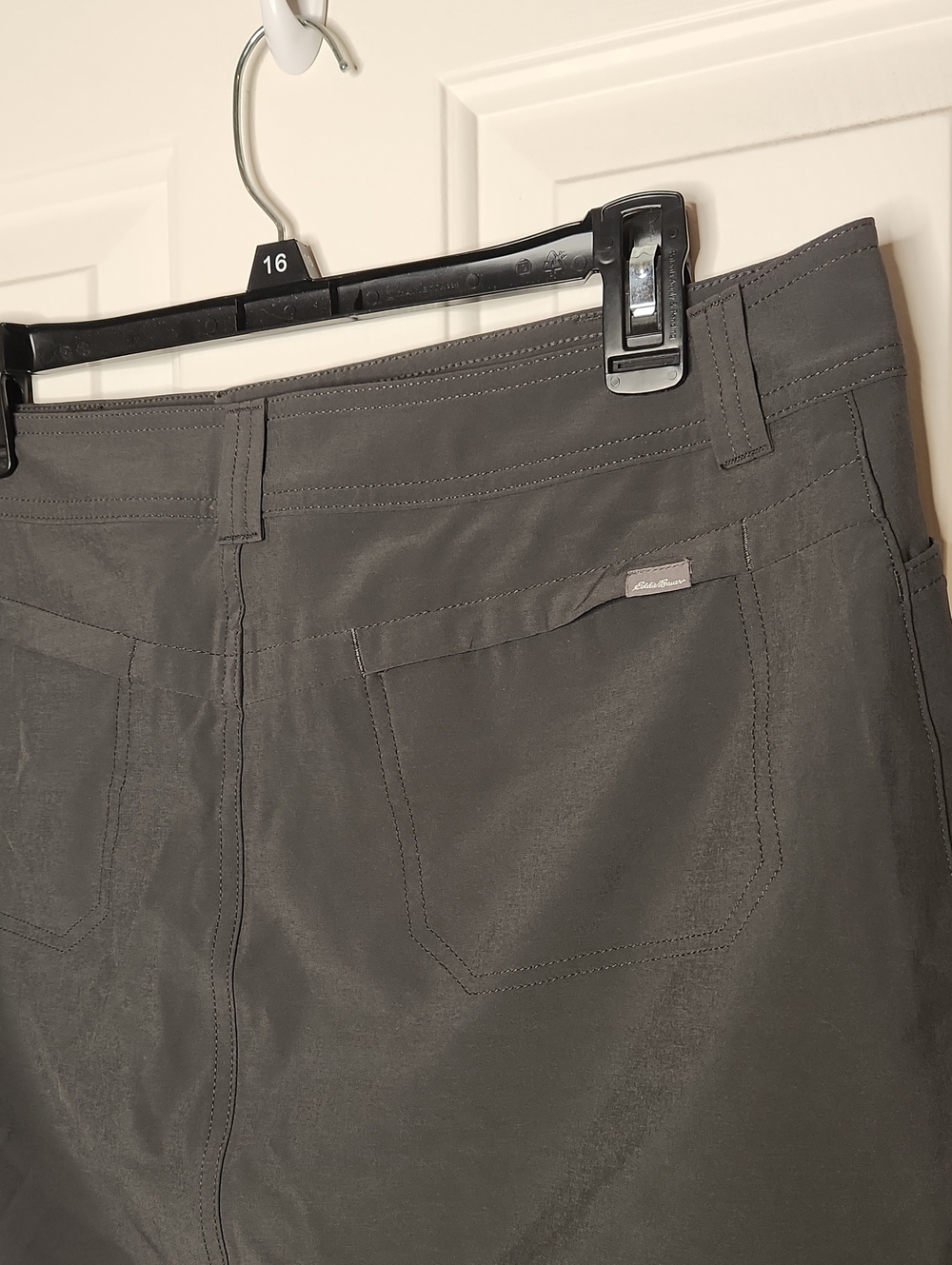Eddie Bauer Adventurer 2.0 Skort Dark Smoke Size 10 - Picture 5 of 14